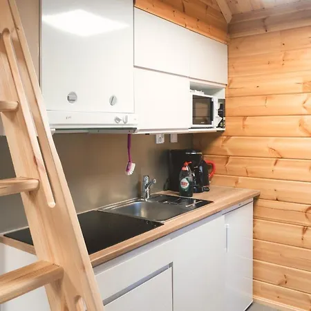 Semesteranläggning (resort) Harriniva Adventure