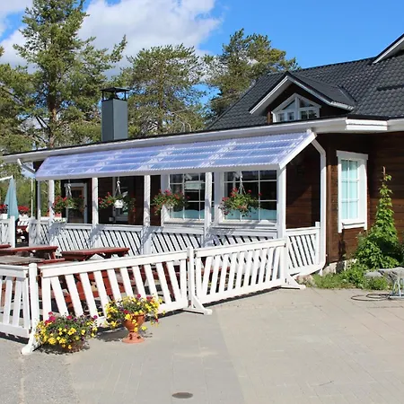 Harriniva Adventure Resort