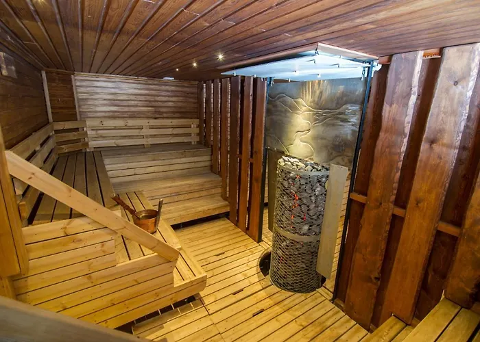 منتجع Harriniva Adventure *